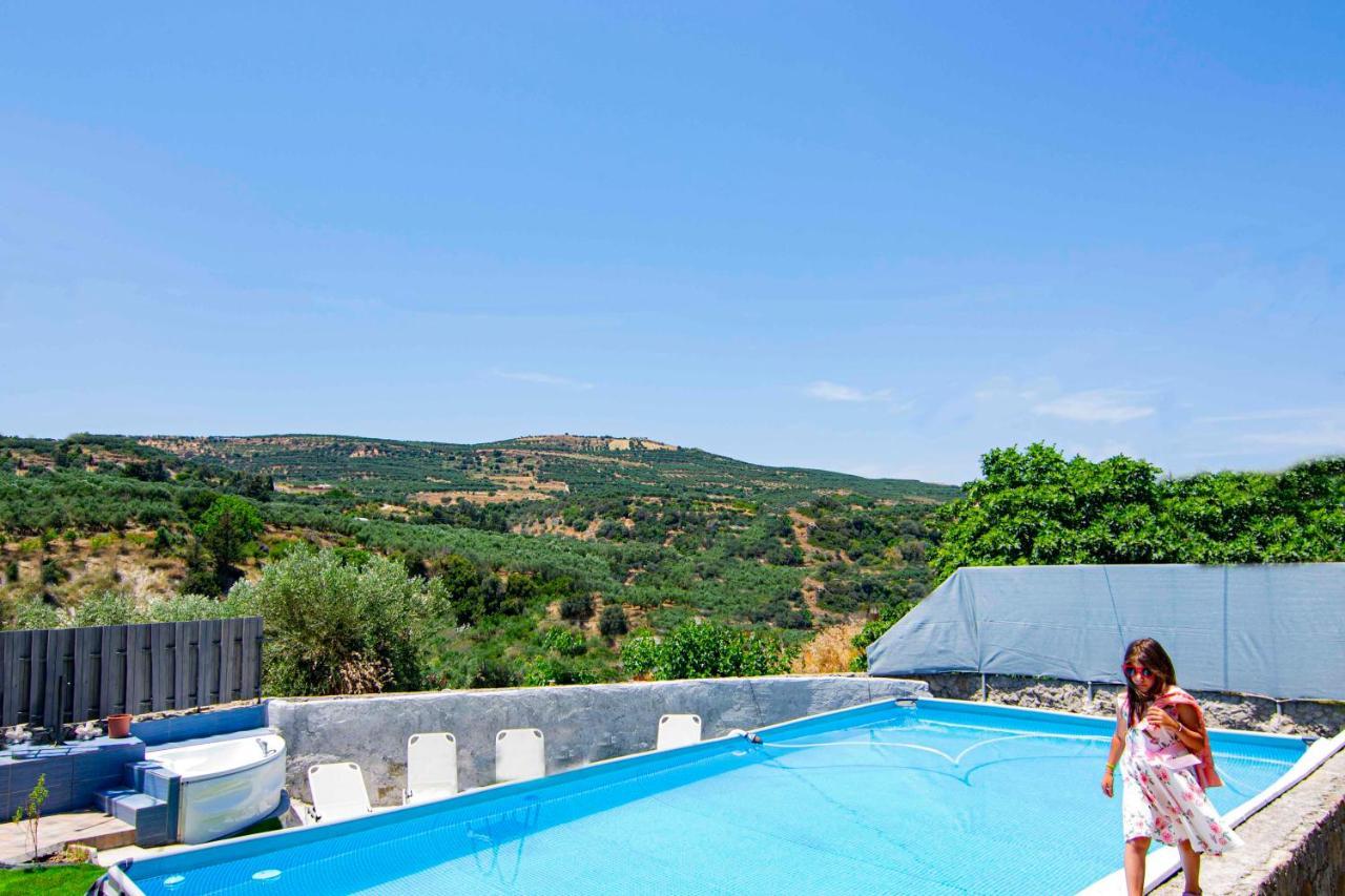 Villa Olive Tree With Private Pool & Jacuzzi Kíssamos Exterior foto